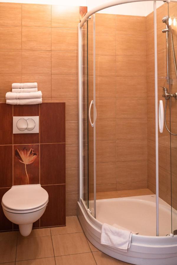 Apartamenty W Swinoujsciu ชวีโนวิชแจ ภายนอก รูปภาพ